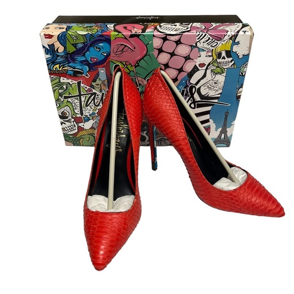 Taylor Says Red American Skulls Stiletto Heels Size 8.5 - Picture 1 of 9